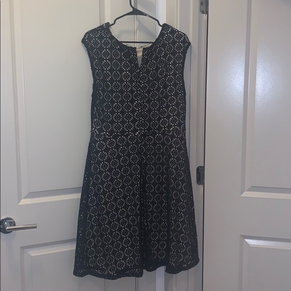 Beautiful Black cocktail dress 👗 - Picture 3 of 5